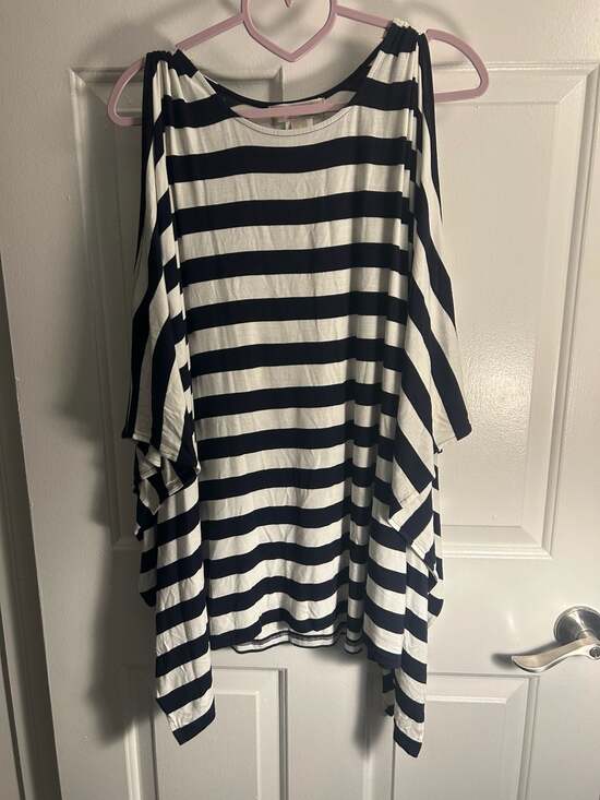 MICHAEL Michael Kors Tops - MICHAEL Michael Kors Cold Shoulder Striped Tunic Top Navy White Size M
